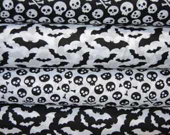 White Polycotton Fabric with Trendy Black /& White Pandas Per Metre