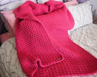 Crochet Blanket//Lapghan Crochet Throw Blanket Afghan Chunky Blanket//Chunky Pink Crochet Throw