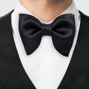 Black Oversized Butterfly Bow Tie, Formal Tuxedo Butterfly Bow Tie, Pre-tied bow tie, Black Wedding bow tie, Groomsman bow tie