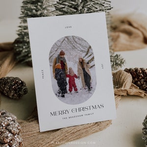 Modello di biglietto di Natale stampabile, modello di biglietto di Natale minimalista con arco ovale, modello di biglietto di Natale semplice, biglietto di auguri di buone feste