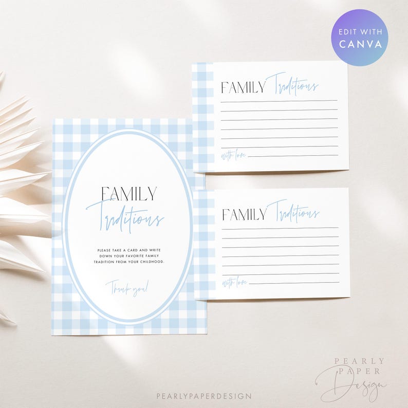 Puede incluir: Un conjunto de tarjetas de tradiciones familiares con un patr&oacute;n de cuadros vichy azul claro. Las tarjetas incluyen el texto "Family Traditions" y preguntas para escribir las tradiciones familiares favoritas. El dise&ntilde;o incluye un marco ovalado y "&iexcl;Gracias!"