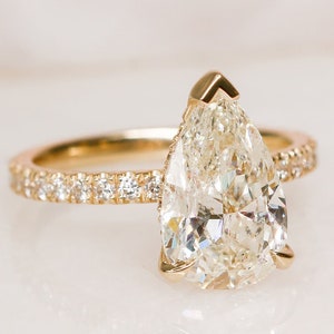 READY TO SHIP | Pear Cut Diamond Engagement Ring, Teardrop Diamond Ring , 3.5 cts Pear Diamond Ring, Yellow Gold Diamond  Ring