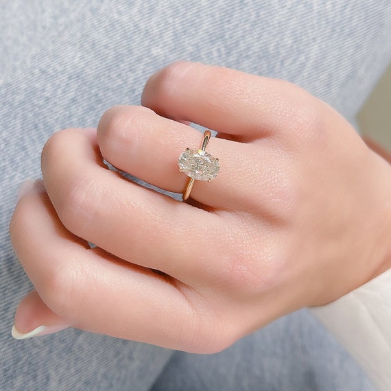 Pippa Oval Engagement Ring – Unique Diamonds