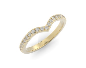 Chevron Diamond Wedding Band, 14K Yellow Gold Chevron Diamond Ring, V Shaped Diamond Wedding Band, Multi Diamond V Ring,Diamond Wedding Band