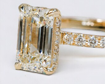 Emerald Cut Diamond Engagement Ring, Natural Diamond Engagement Ring,Solid Gold Diamond Ring, Art Deco Diamond Ring,Emerald Cut Diamond Ring