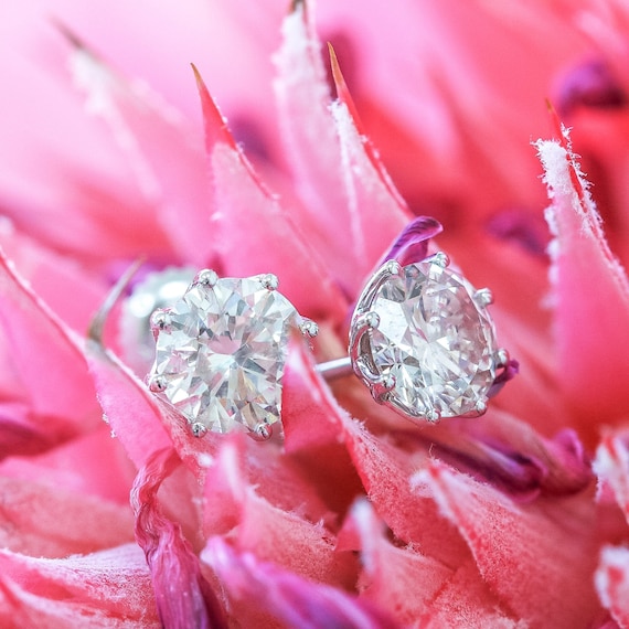 2.5 Carat Stud Earrings White Gold Diamond Earrings Diamond Stud