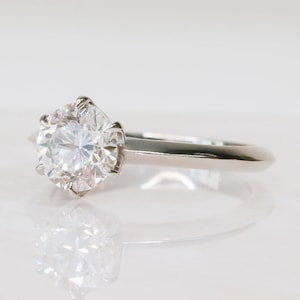 Round Cut Diamond Engagement Ring, Round Cut Solitaire Ring, 14K White Diamond Gold Ring, Solitaire Engagement Ring