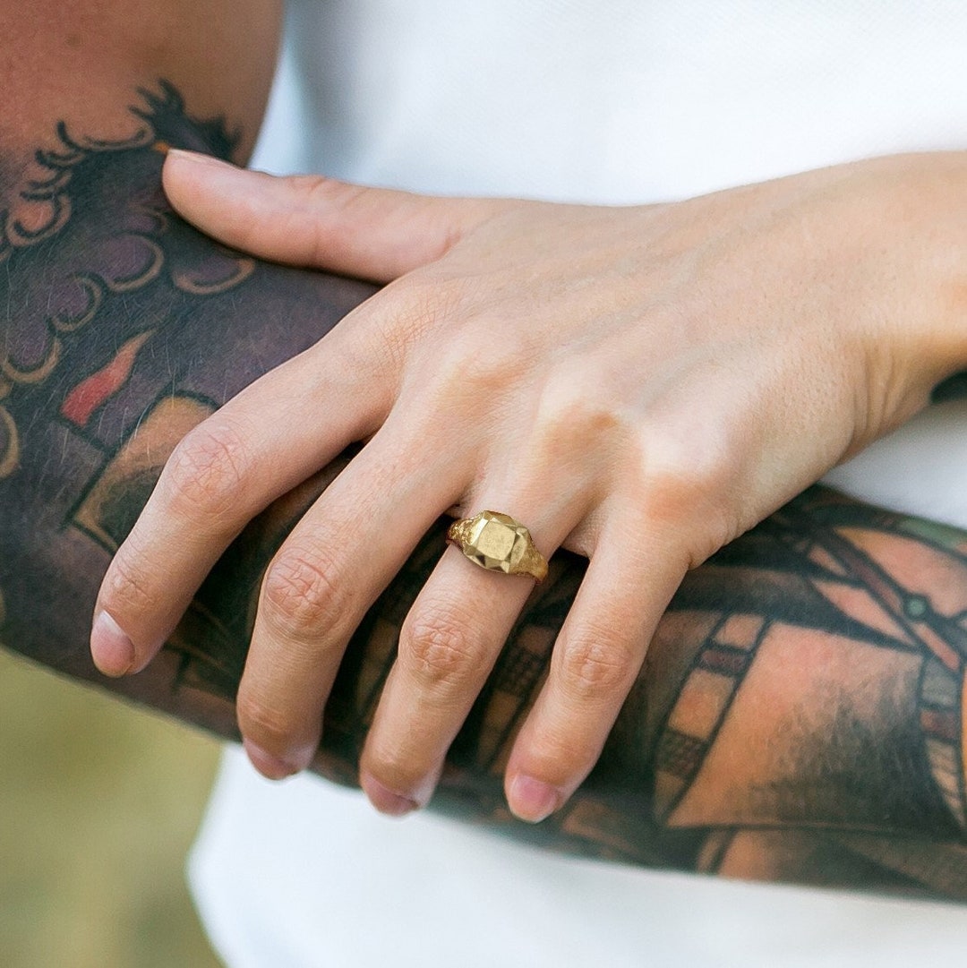 Signet Ring, Solid Gold Signet Ring, 14K Rose, Yellow, White Gold Gold ...