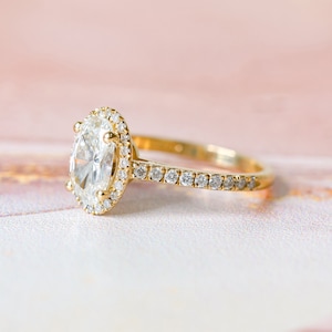 Anello con diamante ovale da 1 carato, Anello di fidanzamento Halo ovale, Anello con diamante giallo 14K, Anello di fidanzamento con diamante unico, Gioielli da sposa con diamanti