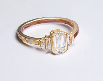 Emerald Cut Engagement Ring, Yellow gold diamond ring, 1.11 carats, Bars, Emerald & Baguettes, Art Deco Engagement Ring