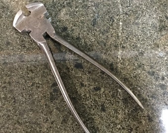 Plier Tool