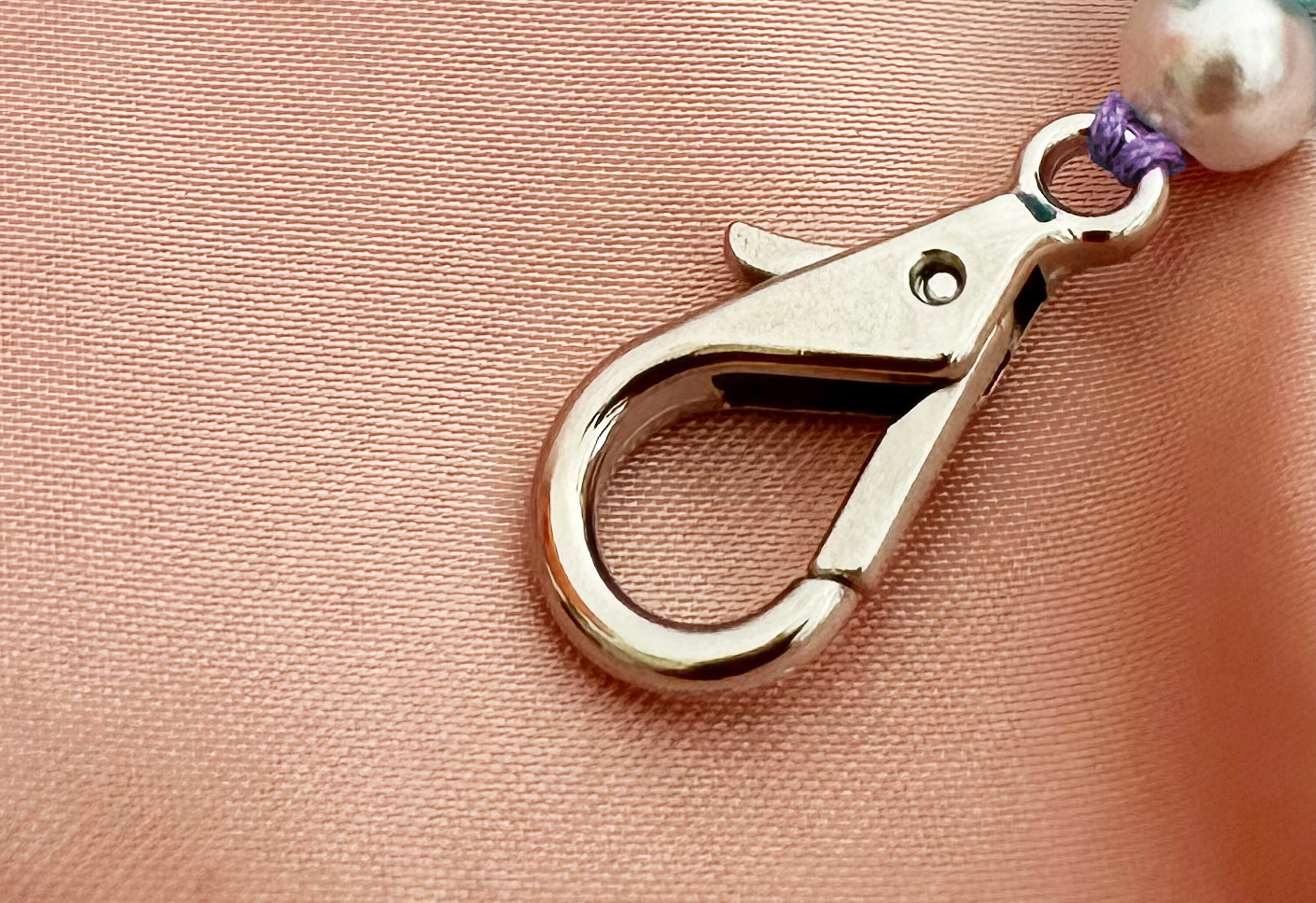 HANTAQ 6PCS No-Tool Zipper Puller Replacement - Anti-Theft Carabiner Clips For Backpacks, Suitcases & Travel Gear