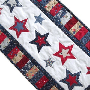 PDF Pattern Patriotic Table Runner Pattern, 4th of July Table Runner, Star Table Runner, Table Topper, Patriotic Decor image 1