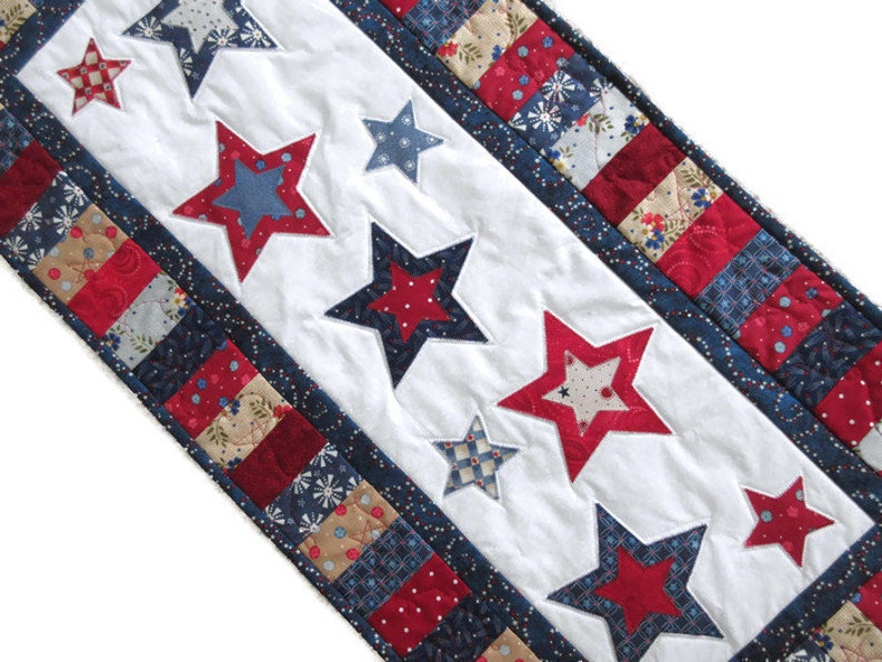 PDF Pattern Patriotic Table Runner Pattern, 4th of July Table Runner, Star Table Runner, Table Topper, Patriotic Decor image 1