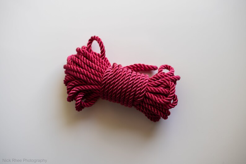 30/' Hand Dyed Crimson Nylon Rope