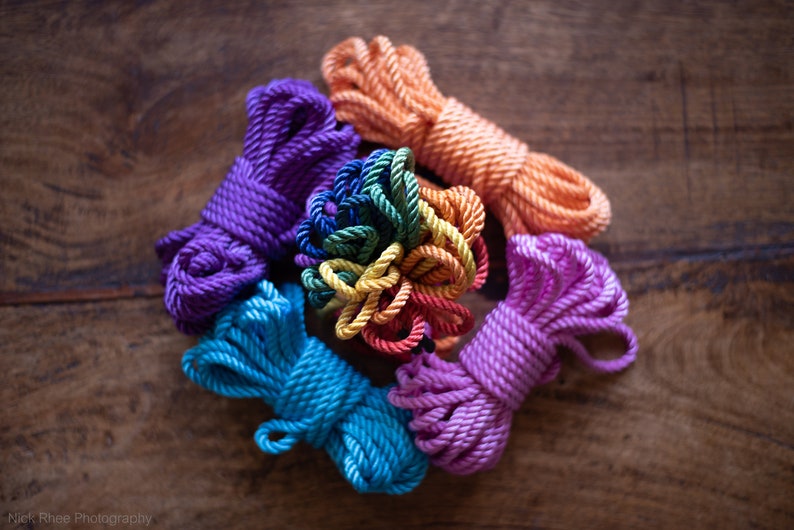 30/' Hand Dyed Crimson Nylon Rope