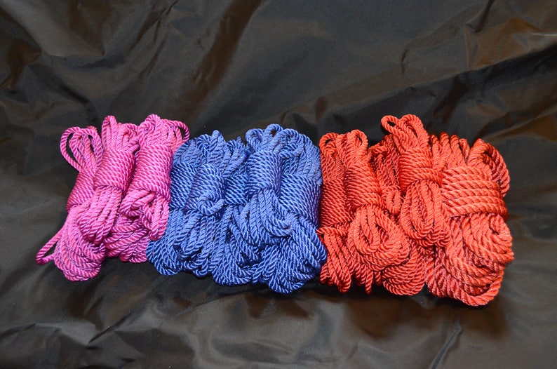 30/' Hand Dyed Crimson Nylon Rope