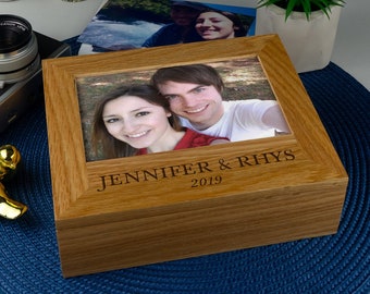 Personalised Wooden Memory Box for Couples | Custom Oak Photo Storage Box | Wedding 5th Anniversary Gift | Engraved Keepsake Picture Chest