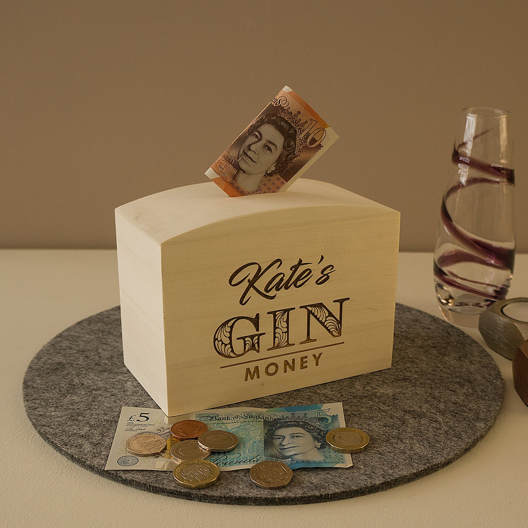 WOODEN FRAMED NOVELTY GIN FUND MONEY BOX GIFT BOXED PRESENT PIGGY BANK DRINKING WOODEN FRAMED NOVELTY GIN FUND MONEY BOX GIFT BOXED PRESENT PIGGY BANK DRINKING
