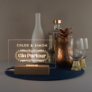 Personalised fathers day present. Custom light up LED Gin parlour home bar pub sign. Drinks cart trolley decoartion mixolgy cocktails L40GIN