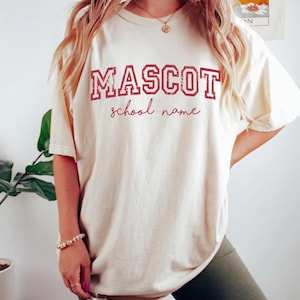 Camiseta Comfort Colors con mascota personalizada, camiseta de regreso a clases, camiseta personalizada para el espíritu de equipo, camiseta estilo preppy para el día del partido, camiseta con la mascota del equipo, camiseta con el logo de la escuela imagen 8