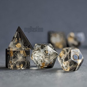 Dandelion seeds and gold leaf polyhedral dice set rpg DnD Dice with blowball D&D dice Playing dice set for RPG game Dungeons and dragons