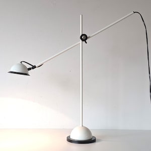 Lampada da scrivania Optelma vintage postmoderna anni '80 - Design svizzero, luce alogena bianca, 220V