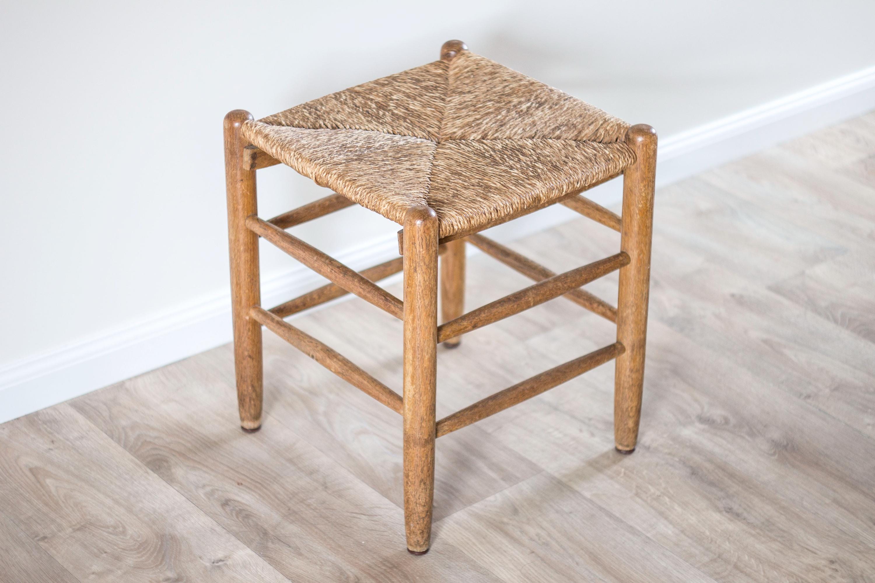 スツール 60s French Vintage Stool A vintage Petit Brutalist Stool, Solid Oak, France, c. 1960s