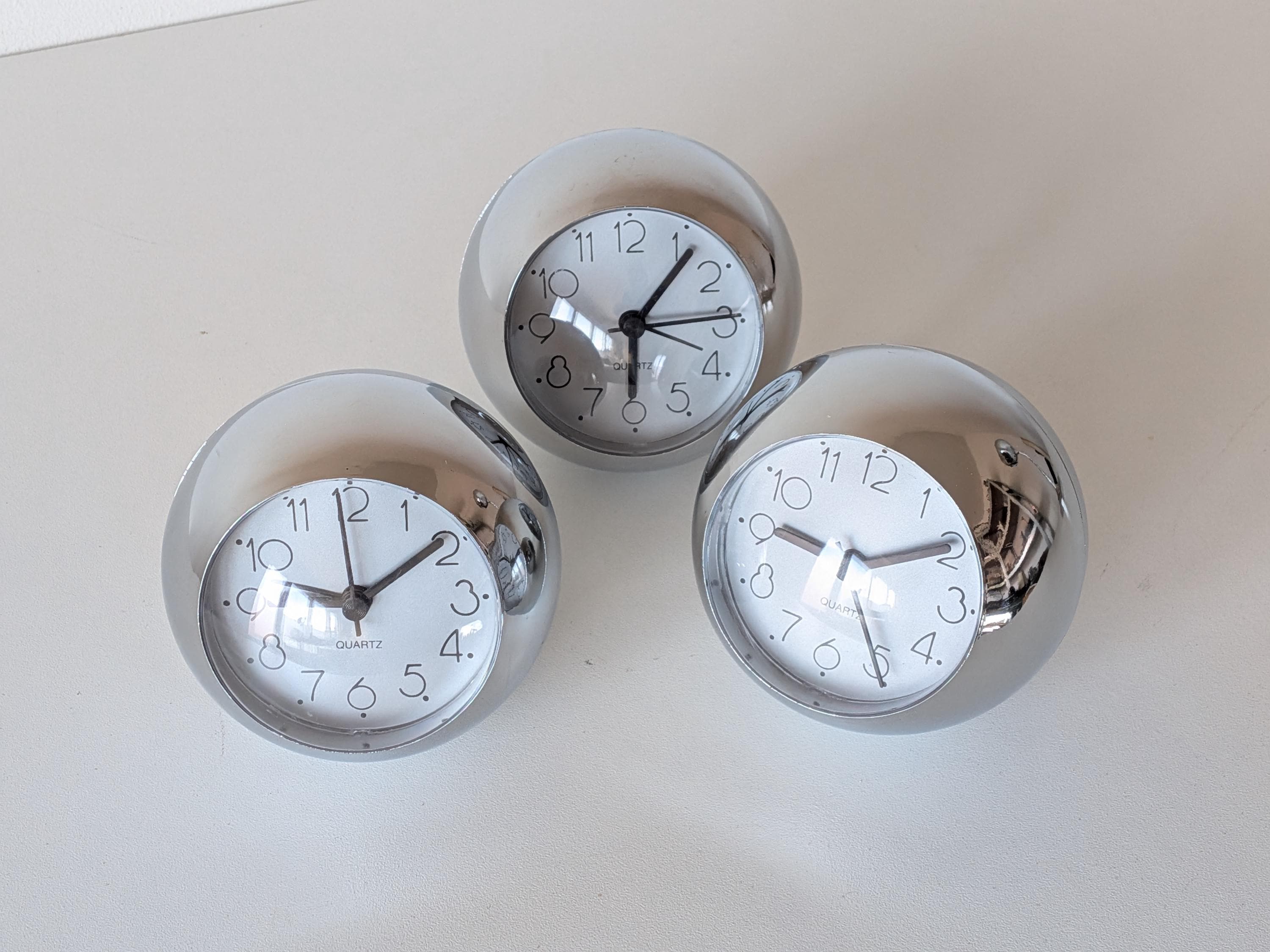 Peter alarm clock - Etsy 日本