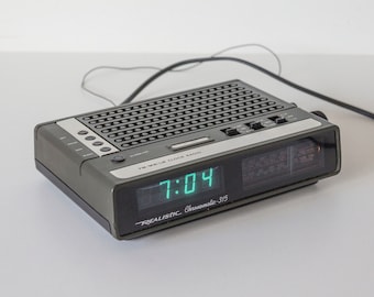 Vintage Early 80s Realistic CHRONOMATIC-315 Fm/Mw/Lw Alarm Clock Radio