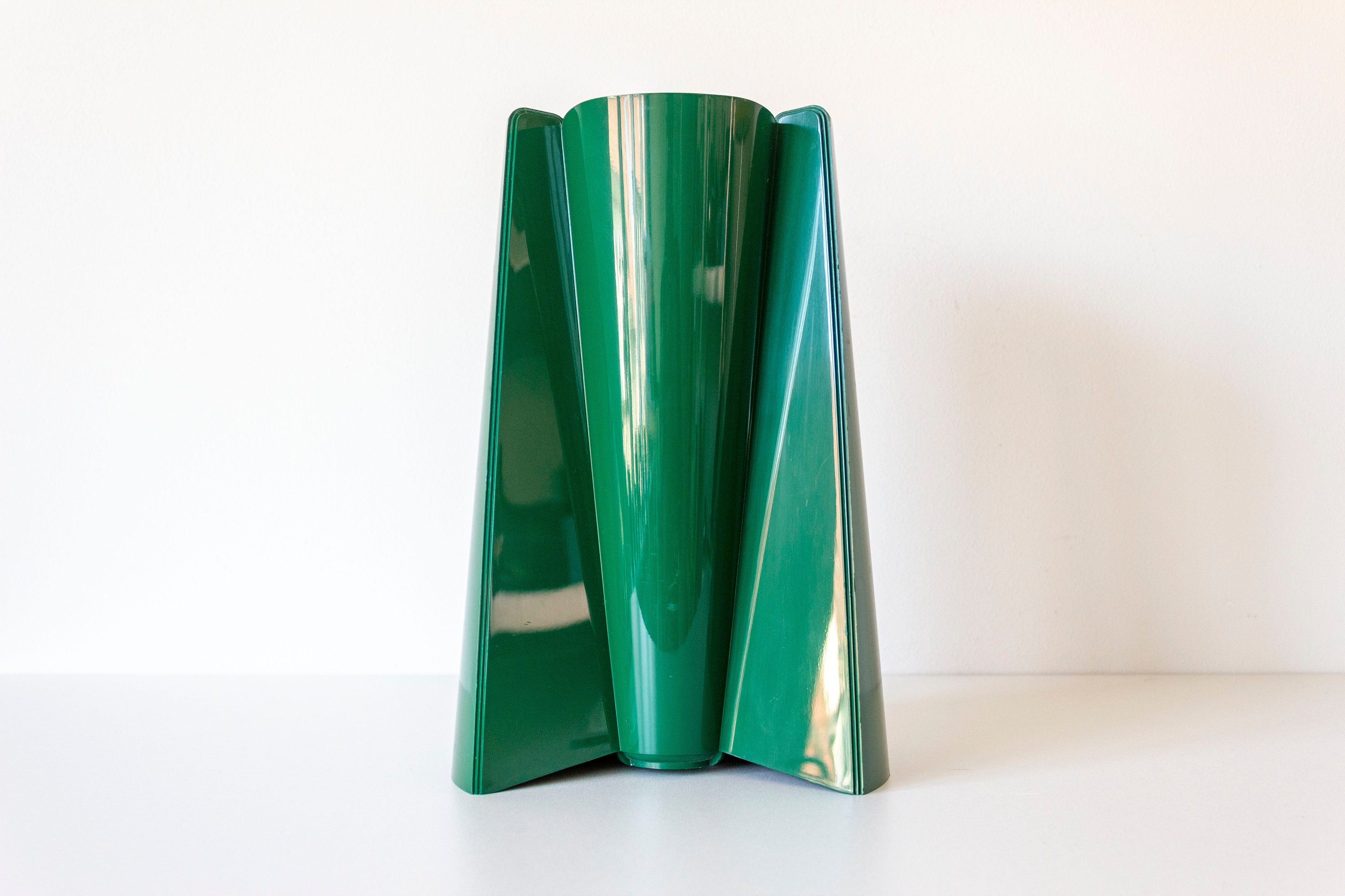 Green Pago Pago Vase by Enzo Mari for Danese 1969 alessi - Etsy