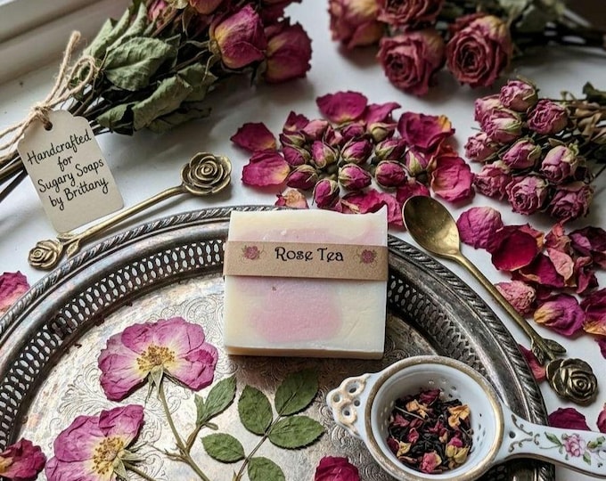 Fresh Cut Rose Tea Soap Bar Wedding Party Favors Handmade Elegant Beautiful English Garden