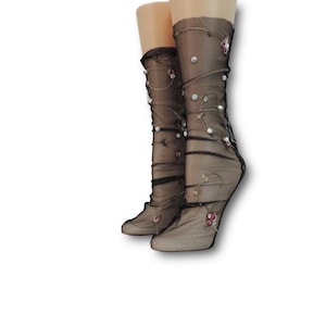 Calcetines transparentes para mujer/Trabajo con cuentas a mano/Calcetines hermosos para mujer/Encaje de cristal/Calcetines de moda/Calcetines transparentes/Calcetines de tul/Medias de nailon/Calcetines de nailon/
