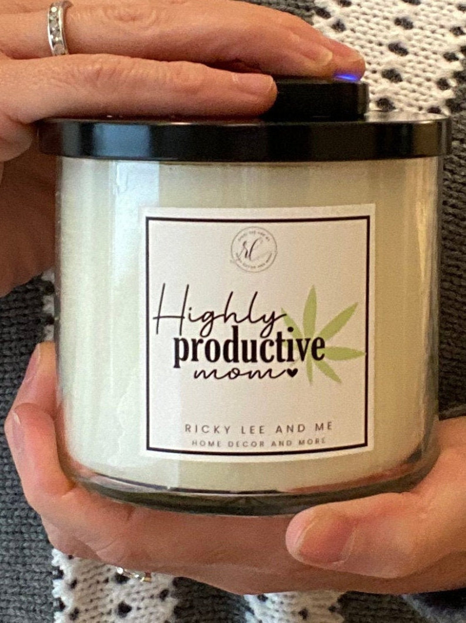 20 Oz Candle / Mom Pot Candle / Weed Gift / Mom Pothead / Mom Etsy