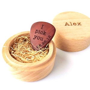 Personalized Custom Engraved Wood Guitar Pick / Wooden Plectrum Musician Valentine Valentine's day Gift Wooden Box Three Colors image 2