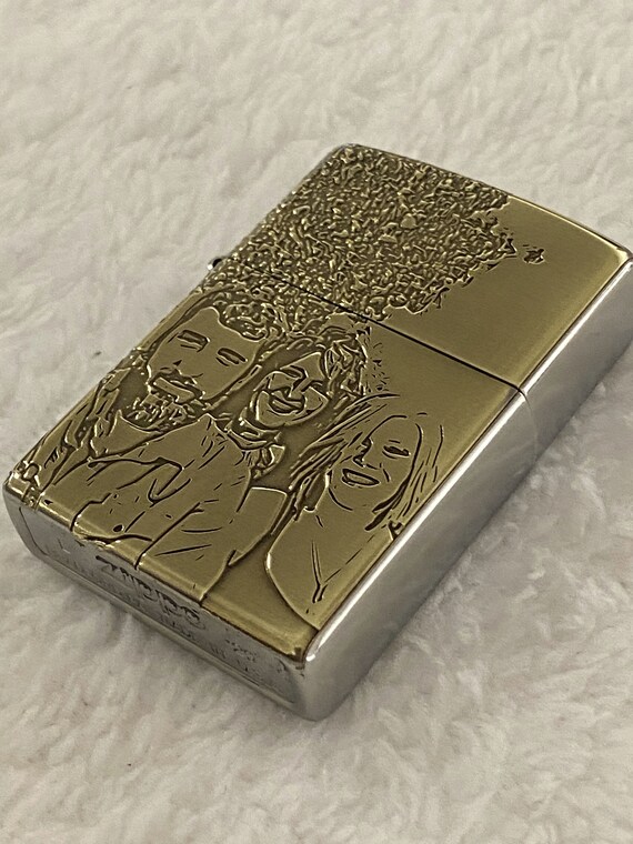 thumbnail interactive-video image 1 of Marlboro Custom Solid Brass Armor Zippo Lighter – Made In USA 1 of 5