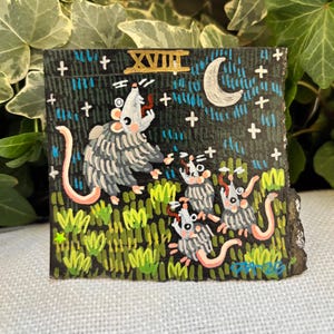 A Lua II - Tarô Possum | Pintura em Acrílico em Miniatura Original
