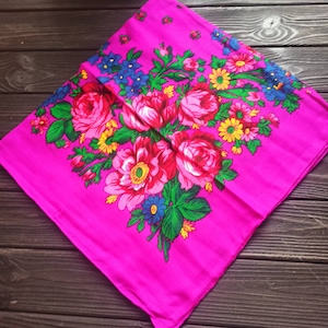 Bufanda ucraniana babushka, pañuelo para la cabeza Hustka, bufandas florales, pañuelo para la cabeza ucraniano, Navidad ucraniana