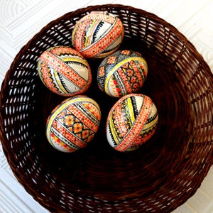 Easter egg, Set 5 Ukrainian pysanky, wooden eggs, Hand painted ornament eggs, Ukraine souvenir and gift for Easter, decorate egg, pisanki