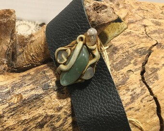 Adjustable Black Leather Bracelet with Green Agate / Organic / Eco-Friendly