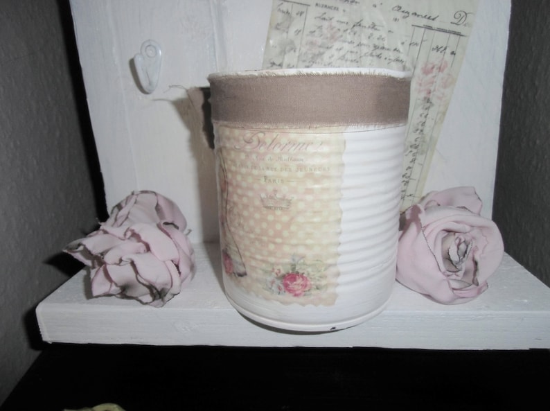 Utensilo in Shabby Chic Charm for the sewing room
