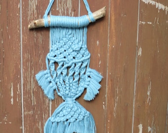 Wandbehang Makramee  FISCH  ,  Türkis  aus Baumwollkordel  handgeknüpft,  Boho - Wanddekoration , Maritim