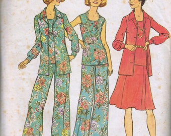 Simplicity 6854, Top, Skirt and Trousers 1975