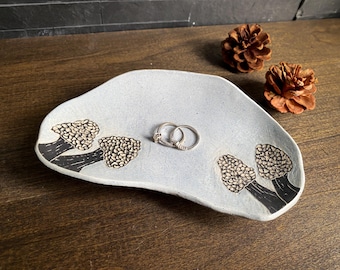 Mushroom Jewelry Dish, Jewelry Dish, Mushroom Ceramic, Catch All Dish, Catch All Tray, Handmade Ceramic Dishes, Gift for Her, Mushroom Art