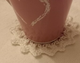 Crochet coasters, glasses