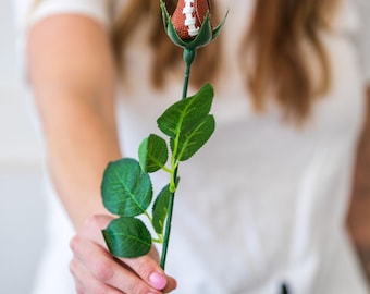 Football Roses Sports Rose Basketball Rose Baseball Soccer Volleyball Roses Flower Gifts for Players Coach Seniors Mom Team Basket Bag Ideas