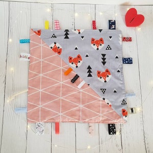 Sensory Ribbon minky Lovey, tag toy, fox Blankie, security muslin ribbon Blanket, Sensory Taggie Blanket, Infant Blanket, Baby Shower Gift