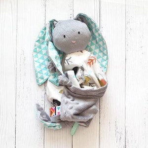 Personalized Minky Baby lovey, doudou, baby gift, Custom Made, baby princess, lovey, bunny comforter, Rabbit lovey, sensory toy, bunny lovey