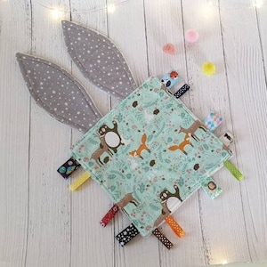 Personallized crinkle bunny lovey, doudou, Monochrome Taggy Blanket, minky tag toy, Ribbon Blankie, Sensory Taggie Blanket, Security blanket