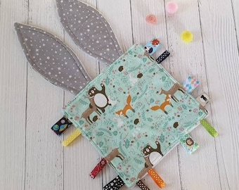 Personallized crinkle bunny lovey, doudou, Monochrome Taggy Blanket, minky tag toy, Ribbon Blankie, Sensory Taggie Blanket, Security blanket